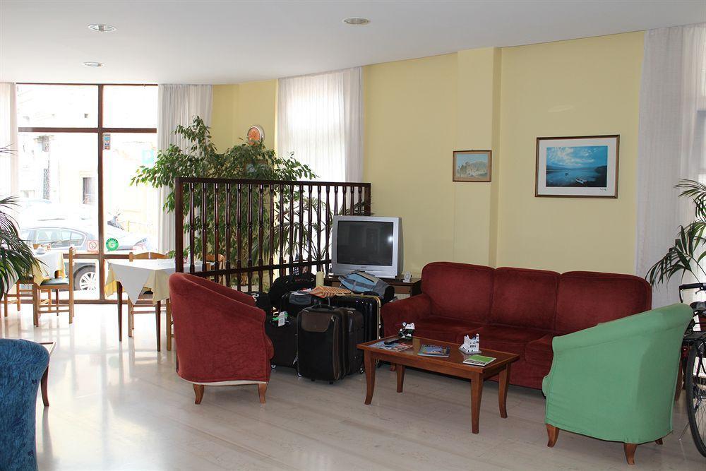 Nefeli Hotel Atena Exterior foto